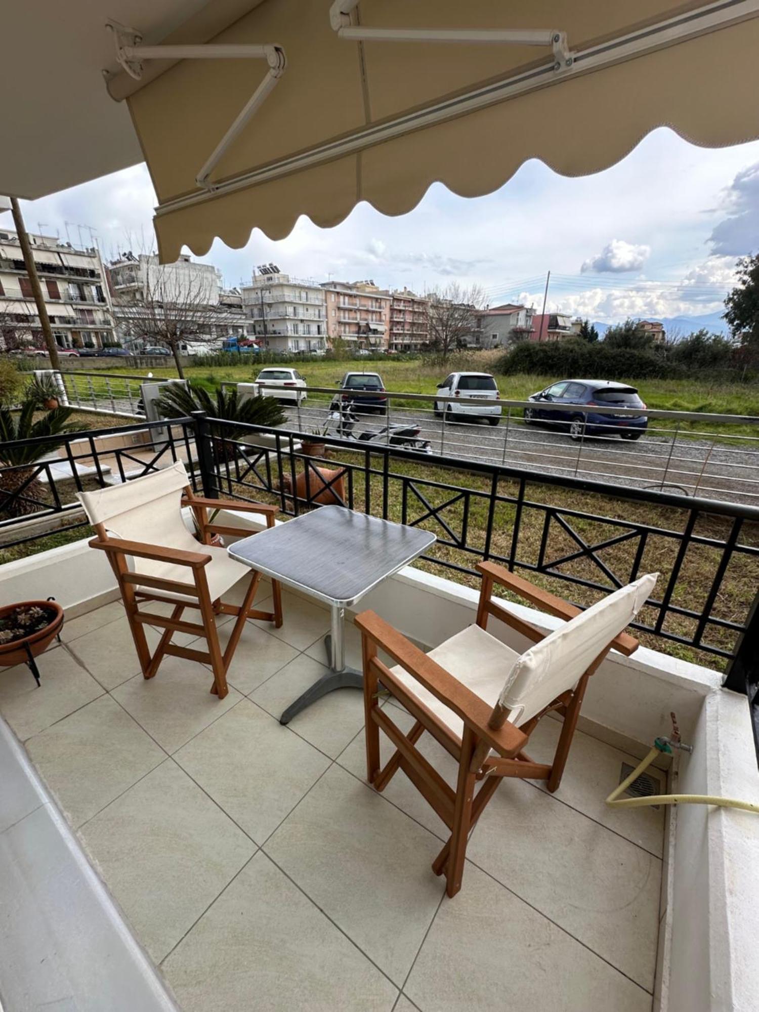 R Apartment Nafpaktos Exterior foto